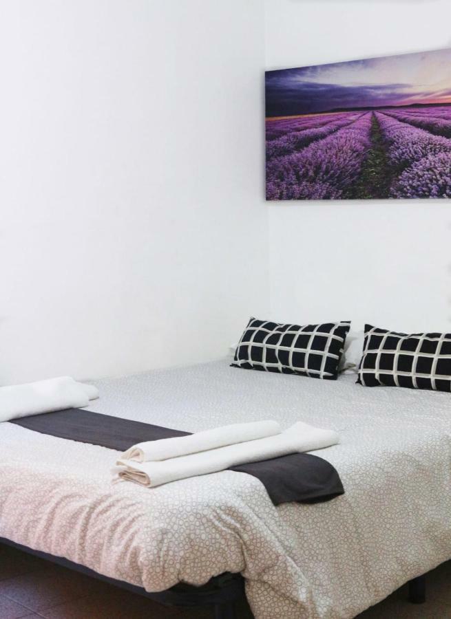 Hostal La Masia Manresa Esterno foto